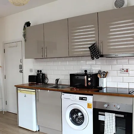 Rustic Hideout Contractor Friendly Spacious Studio London Exterior photo